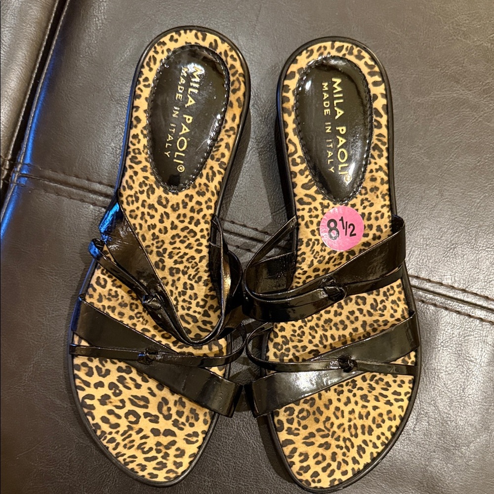 Mila Paoli Black Patent Slide Sandals with Leopard Insole